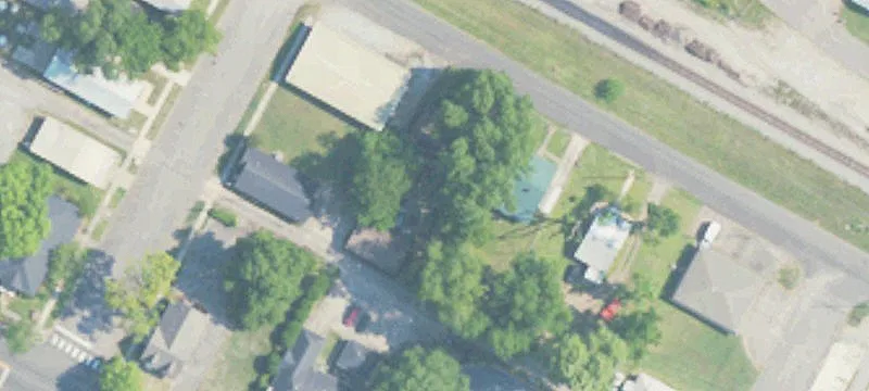 8329 Railroad Ave