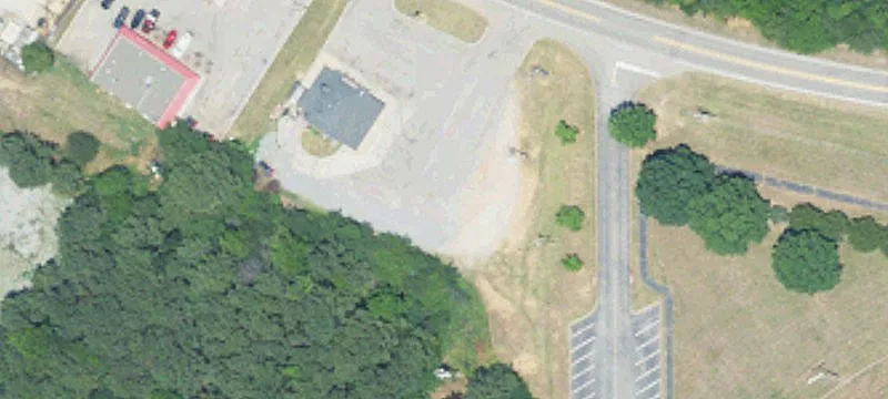 15687 Hwy 216