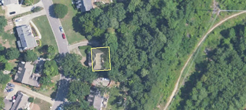 181 Redwood Ln