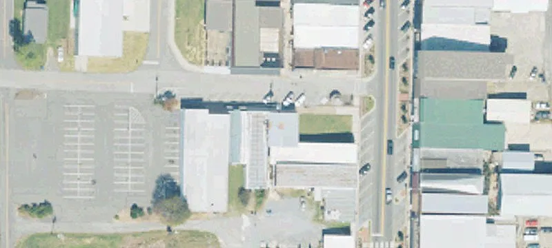 11 1st NW Ave