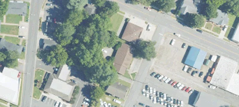 104 Emmett St