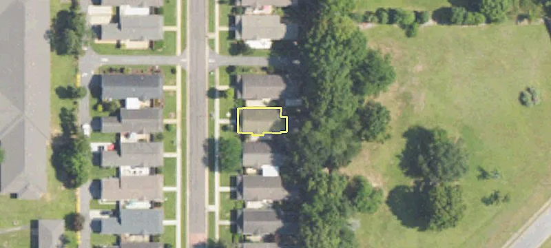 27 Cottage Dr, Unit 4