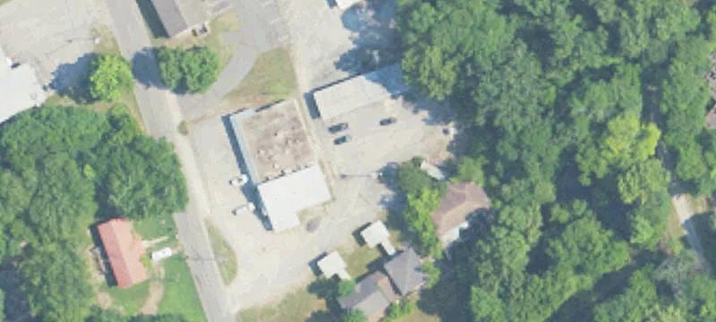 1341 Vivian St