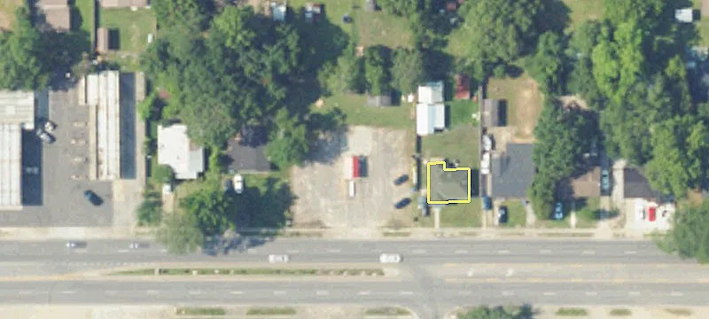 300 Lee St