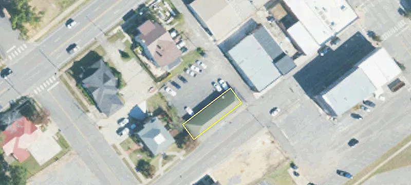 104 1st E Ave
