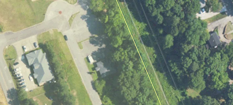 215 Vlg Pkwy