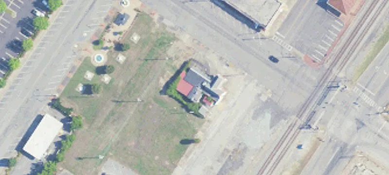 2 19th N St