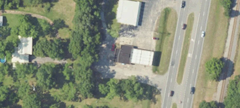9735 Hwy 43