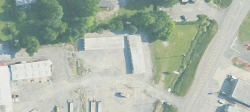 319 College St