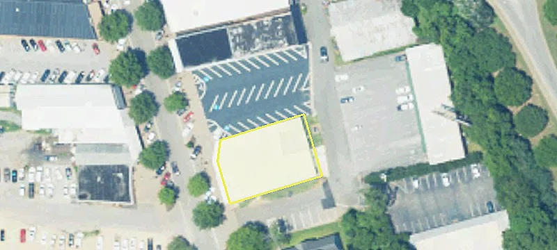 403 Main Ave