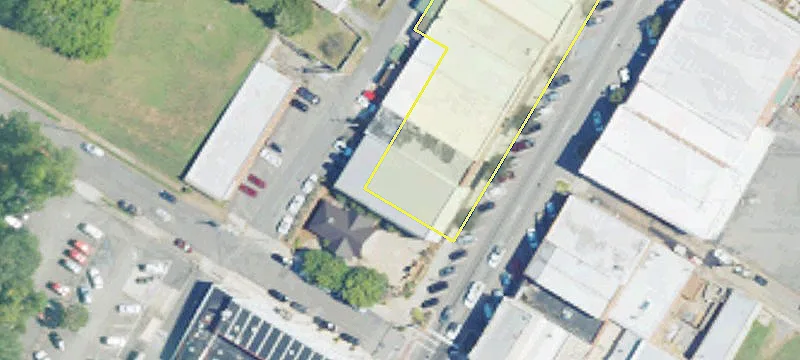 390 Gunter Ave