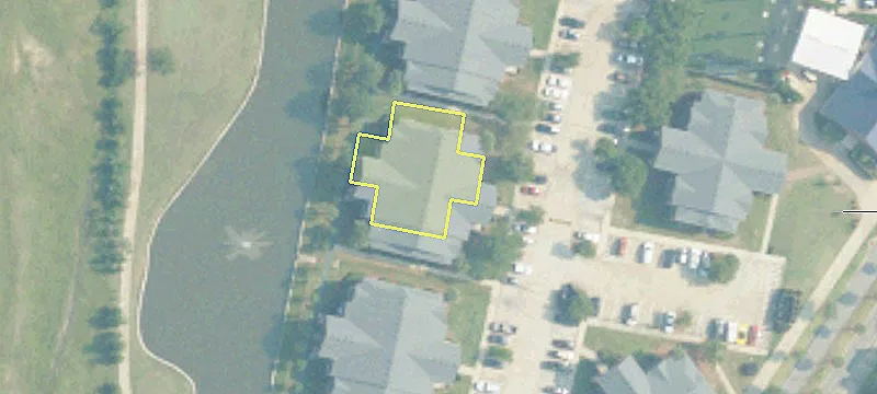 20050 Oak E Rd