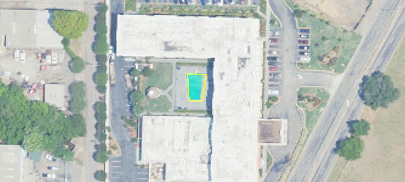 5216 Messer Airport Hwy
