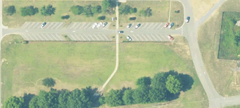 408 Skyland E Blvd