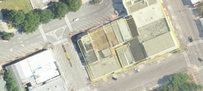 107 Courthouse Sq