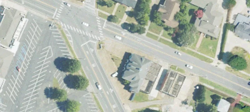 401 Main St