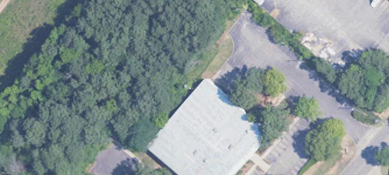 402 Industrial Ln