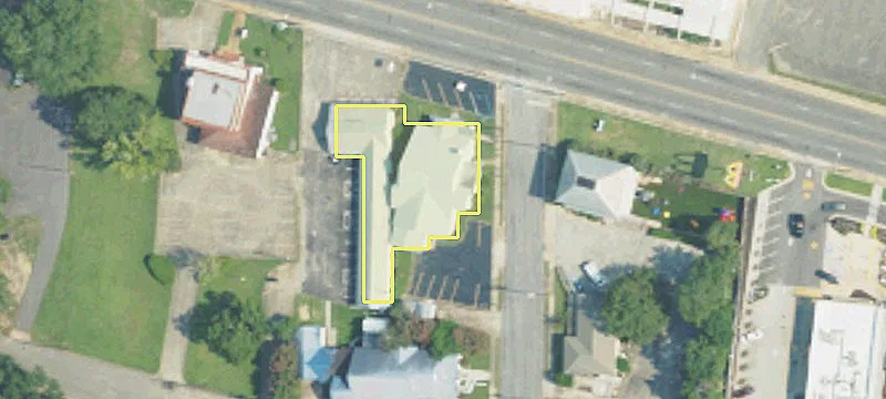 707 Main St
