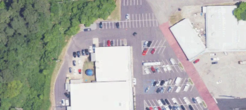 111 2nd W St