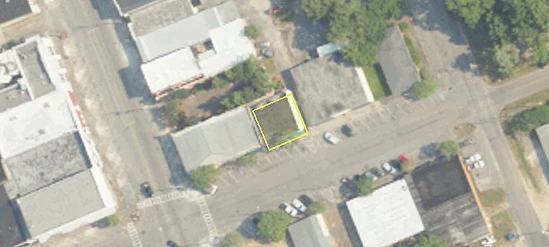 211 1st St