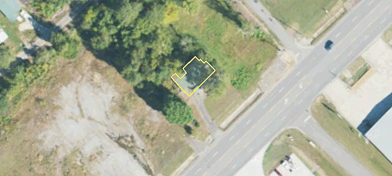 1806 2nd E Ave