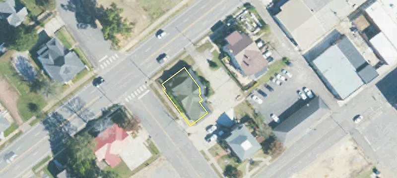 101 2nd E Ave