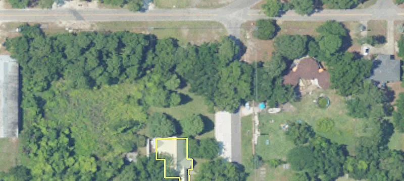 901 Desoto Ave