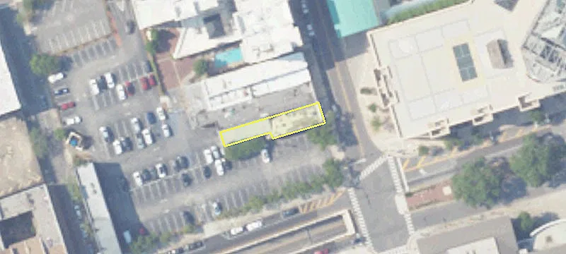 72 Royal St