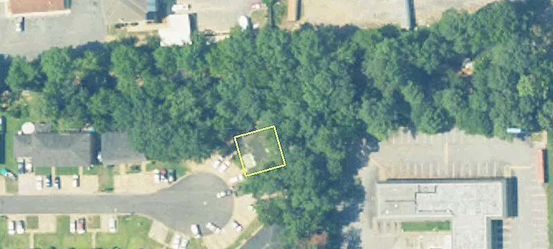 714 Dogwood Ln