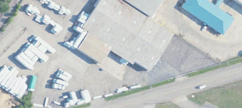 3900 Commerce Ave