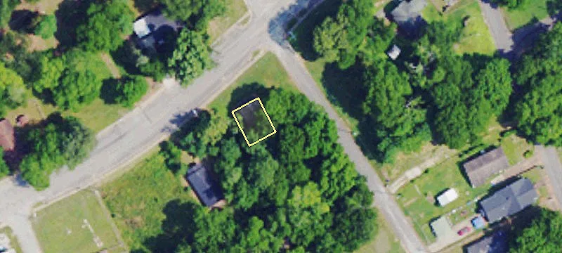 1005 Mobile St