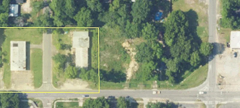 208 Thompson Blvd