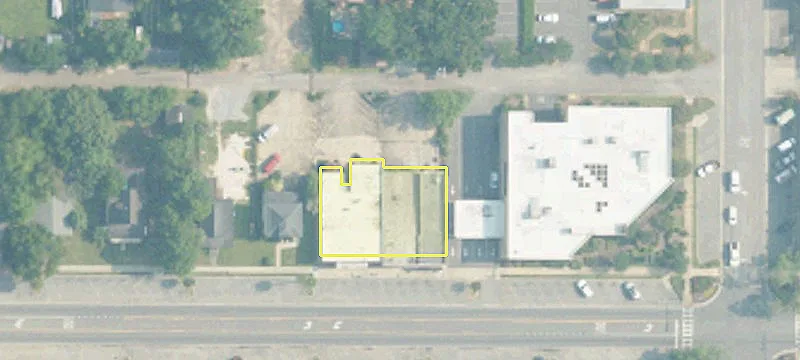 216 Laurel Ave