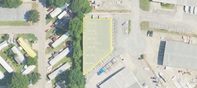 140 Commerce Ct