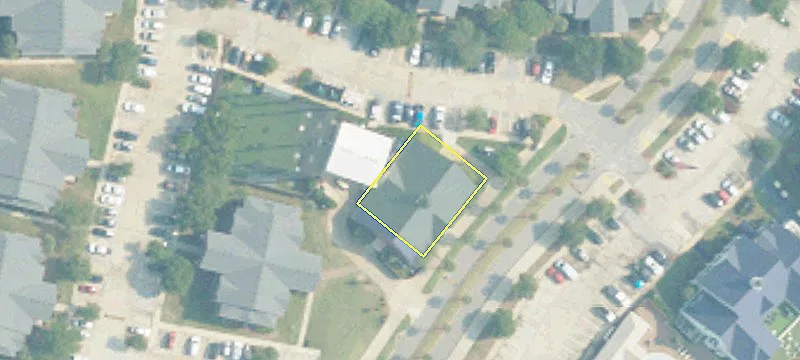 20050 Oak E Rd