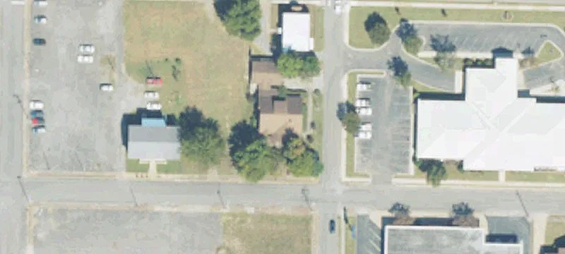 309 Laurel St
