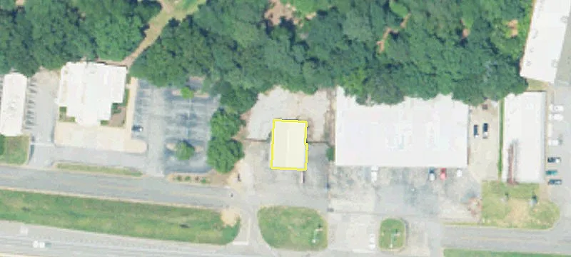 1104 Mcfarland Blvd