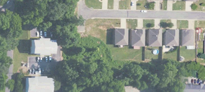 164 Smt Blvd