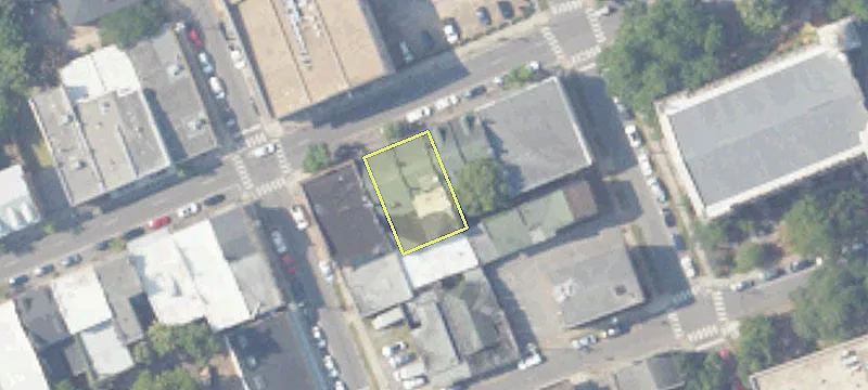 409 Dauphin St