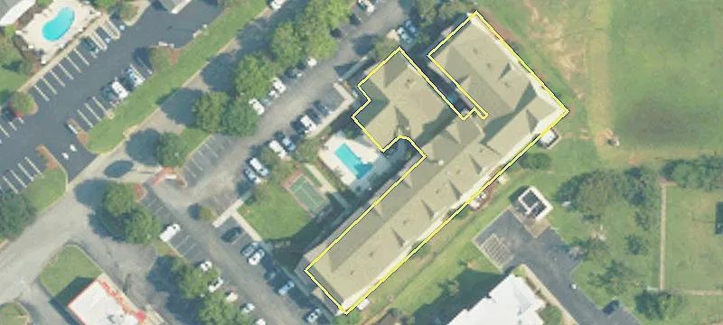 186 Hospitality Ln