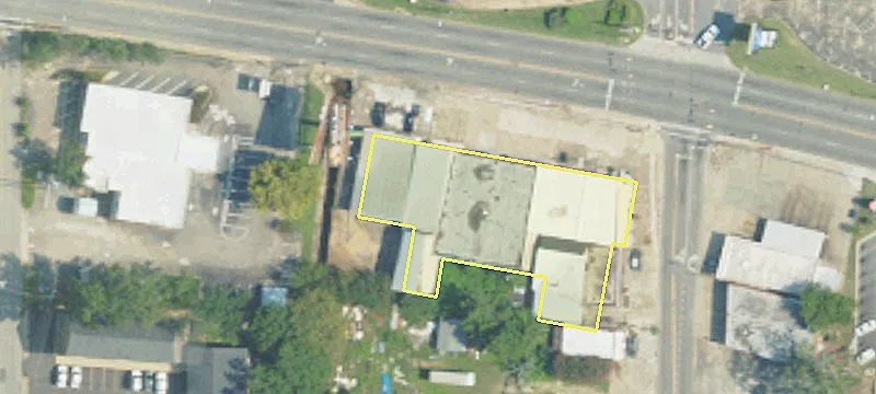 1029 Main St