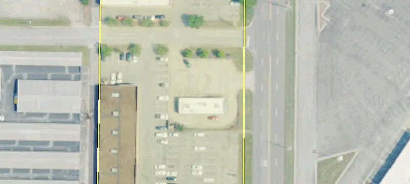 2727 Mall Rd