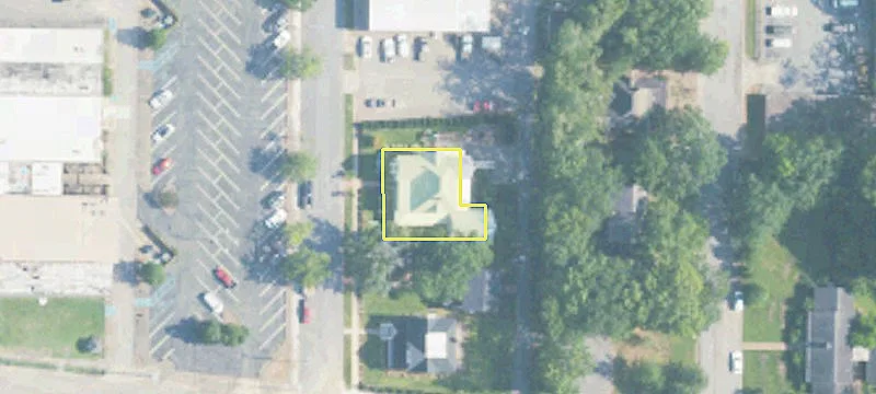 104 Calhoun Ave