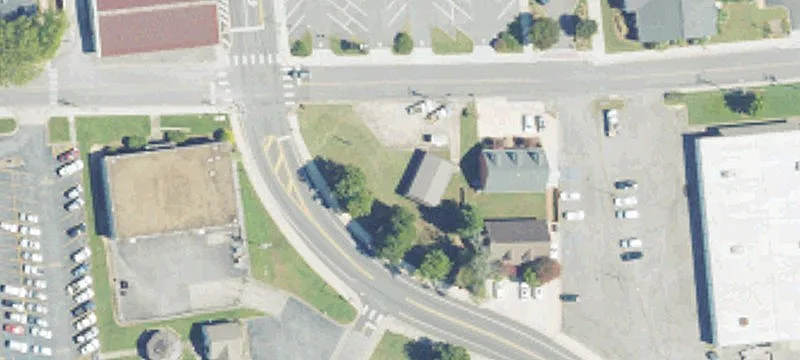 201 Main St