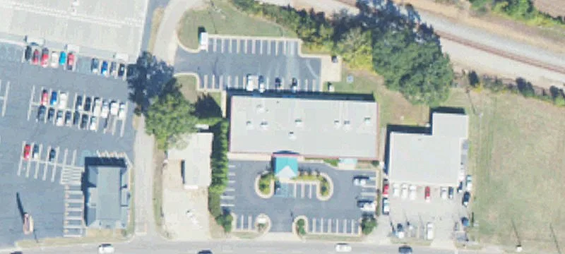 711 Snow St