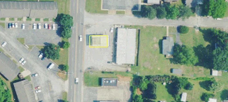 2200 Chisholm Rd