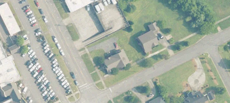 324 4th SE Ave