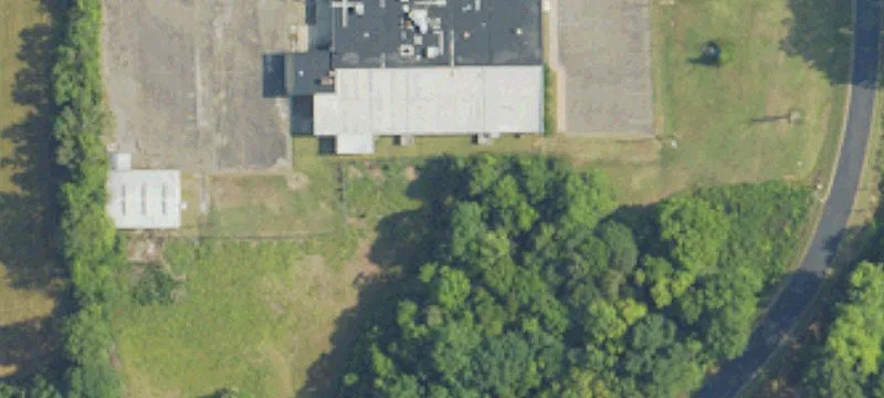 907 Ravenwood Dr