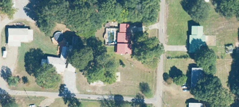 100 Crestwood Ln