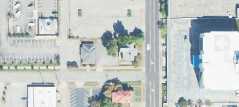900 Leighton Ave